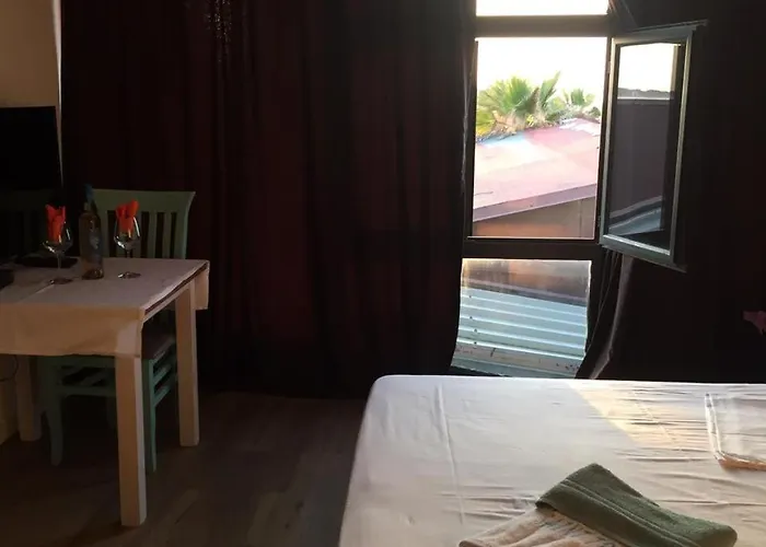 Saint Tropez Durres 4* Bisht Kamez
