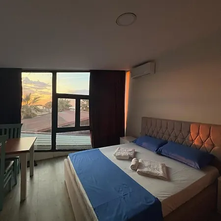 Hotel Saint Tropez Durres Bisht Kamez