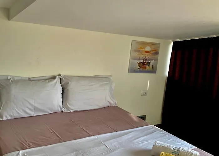 Saint Tropez Durres 4*